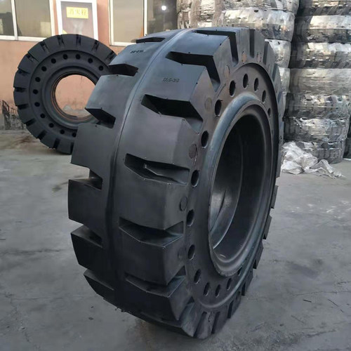 3吨铲车装载机17.5-25实心轮胎
