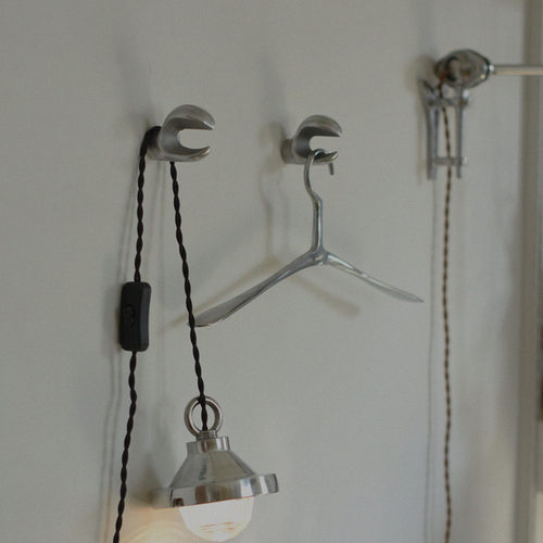 中古仓创意铝铸造复古挂钩衣钩衣帽钩衣钩墙面壁钩服装试衣间