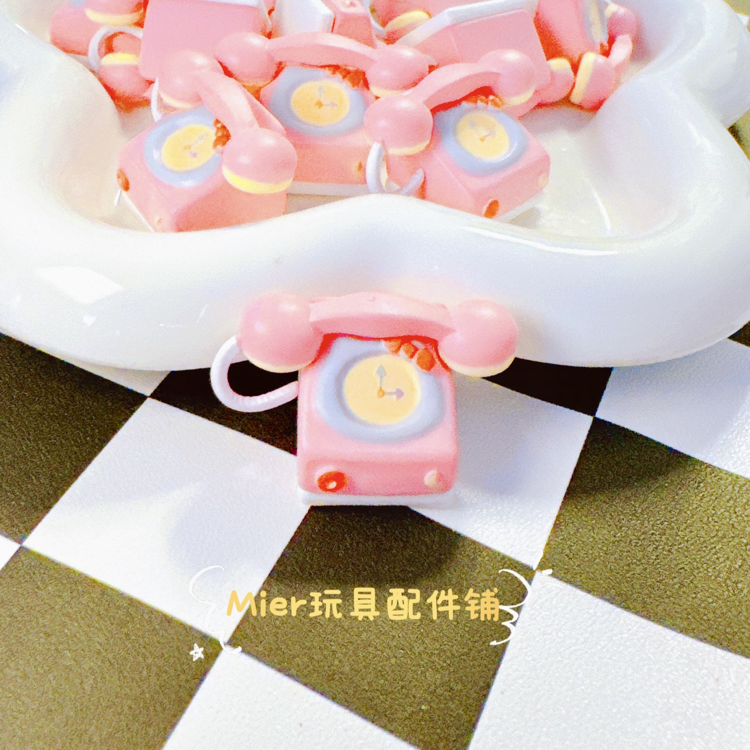 PVC设计款Hello Kitty电话配件场景娃屋奶油胶公仔DIY串珠笔刀