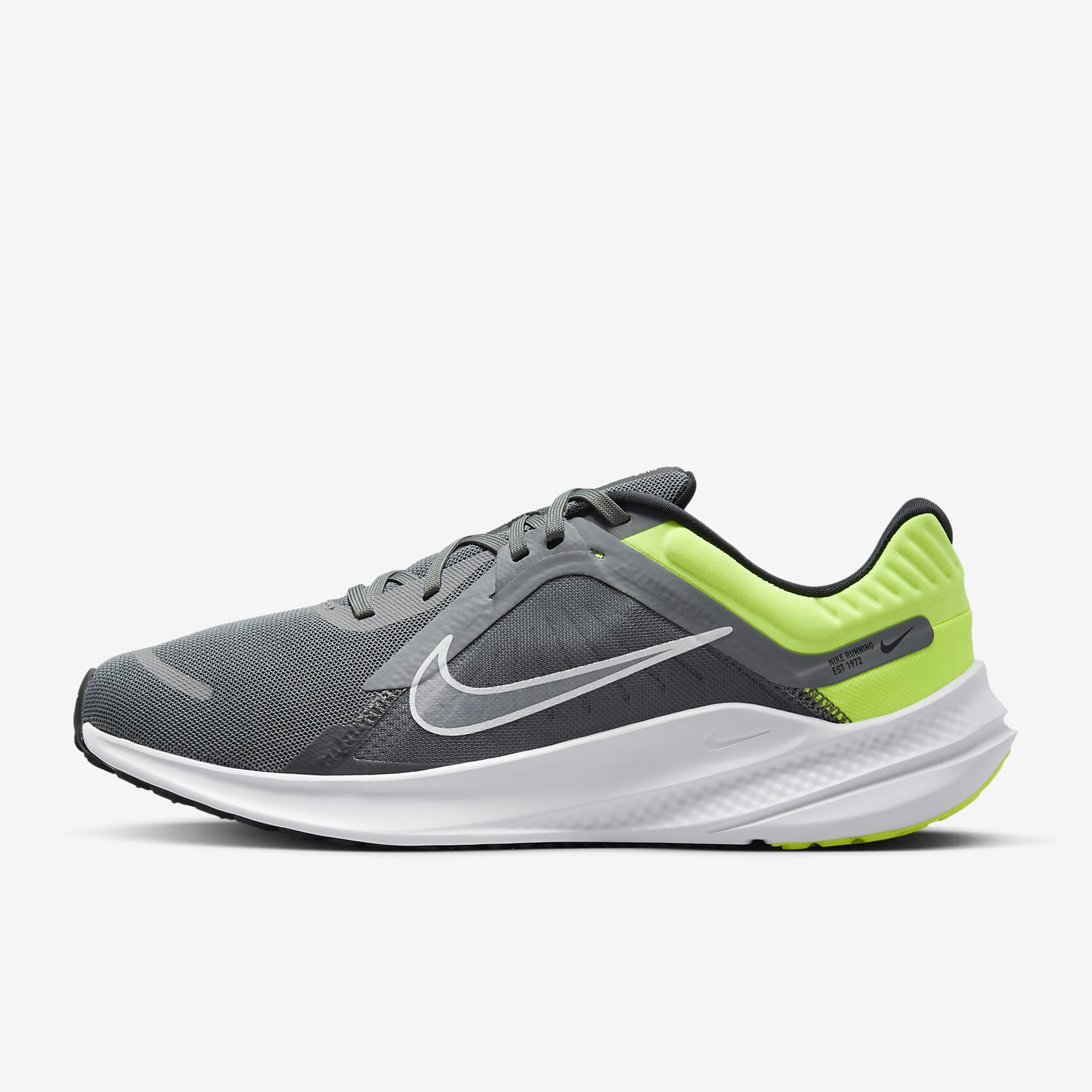 耐克Nike Quest 5男子透气轻盈缓震公路跑步鞋DD0204