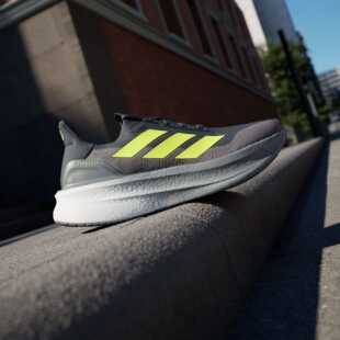 阿迪达斯Ultraboost5X超轻缓震回弹跑鞋