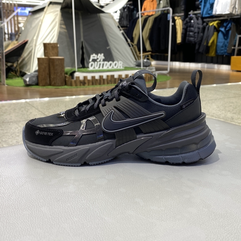 耐克V2KRunGTX低帮橡胶圆头潮流复古防水户外跑鞋FZ2622