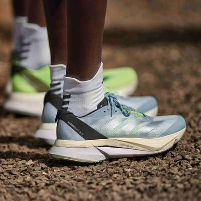 阿迪达斯AdizeroBoston12玻纤柱耐磨缓震马拉松运动跑鞋