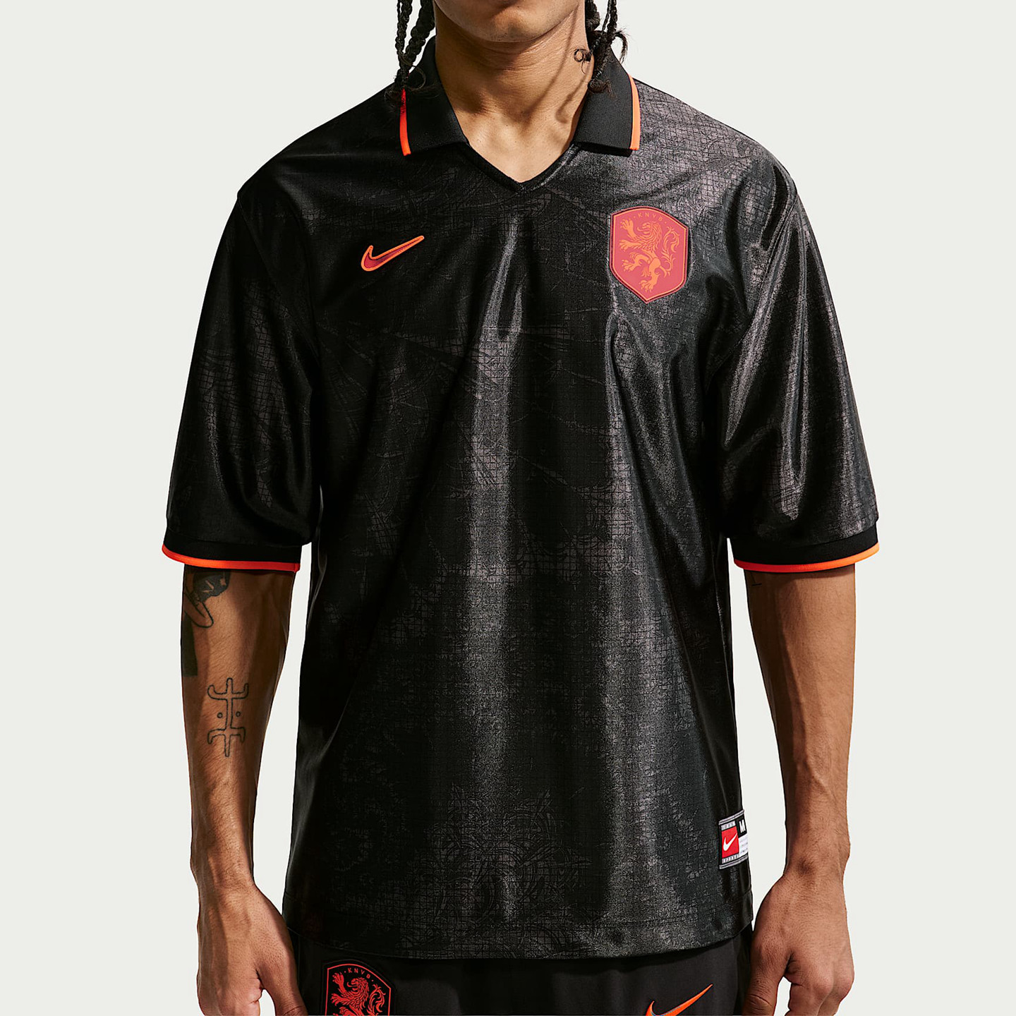 耐克荷兰队 EnergyNike Dri-FIT 男子速干短袖足球上衣IH1868