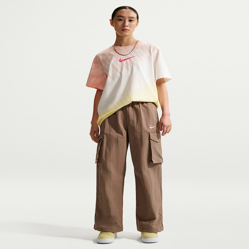 Nike/耐克Sportswear女子防晒拒水中腰工装长裤IR7567