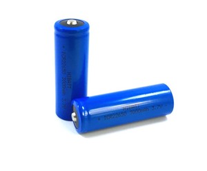 22650锂电池 3.7V 3000mAh飞宇SPG G5手持云台相机稳定器充电电池