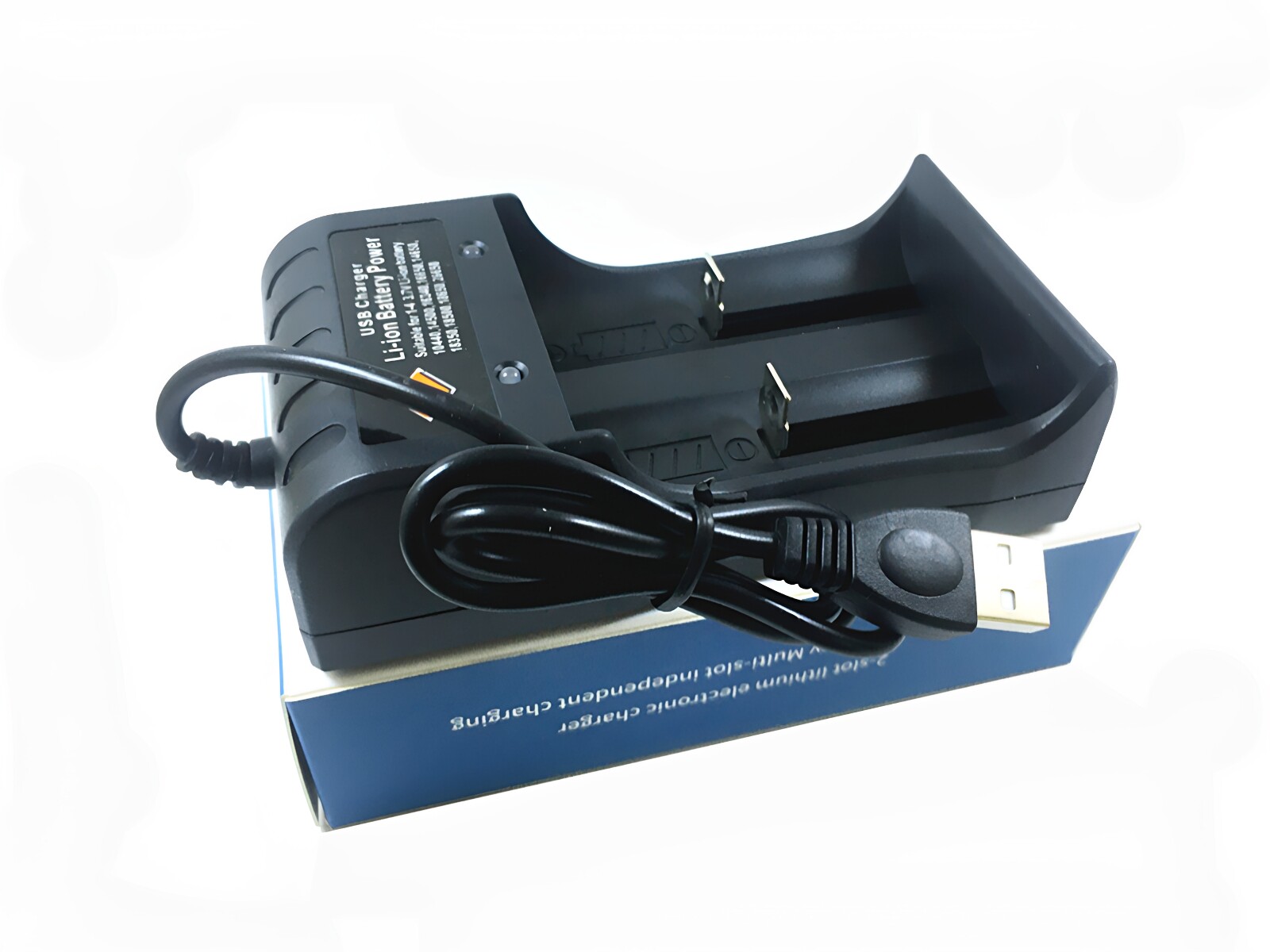 3.7V锂电池充电器多功能USB 5V双槽快充18650 22650 18350 26650