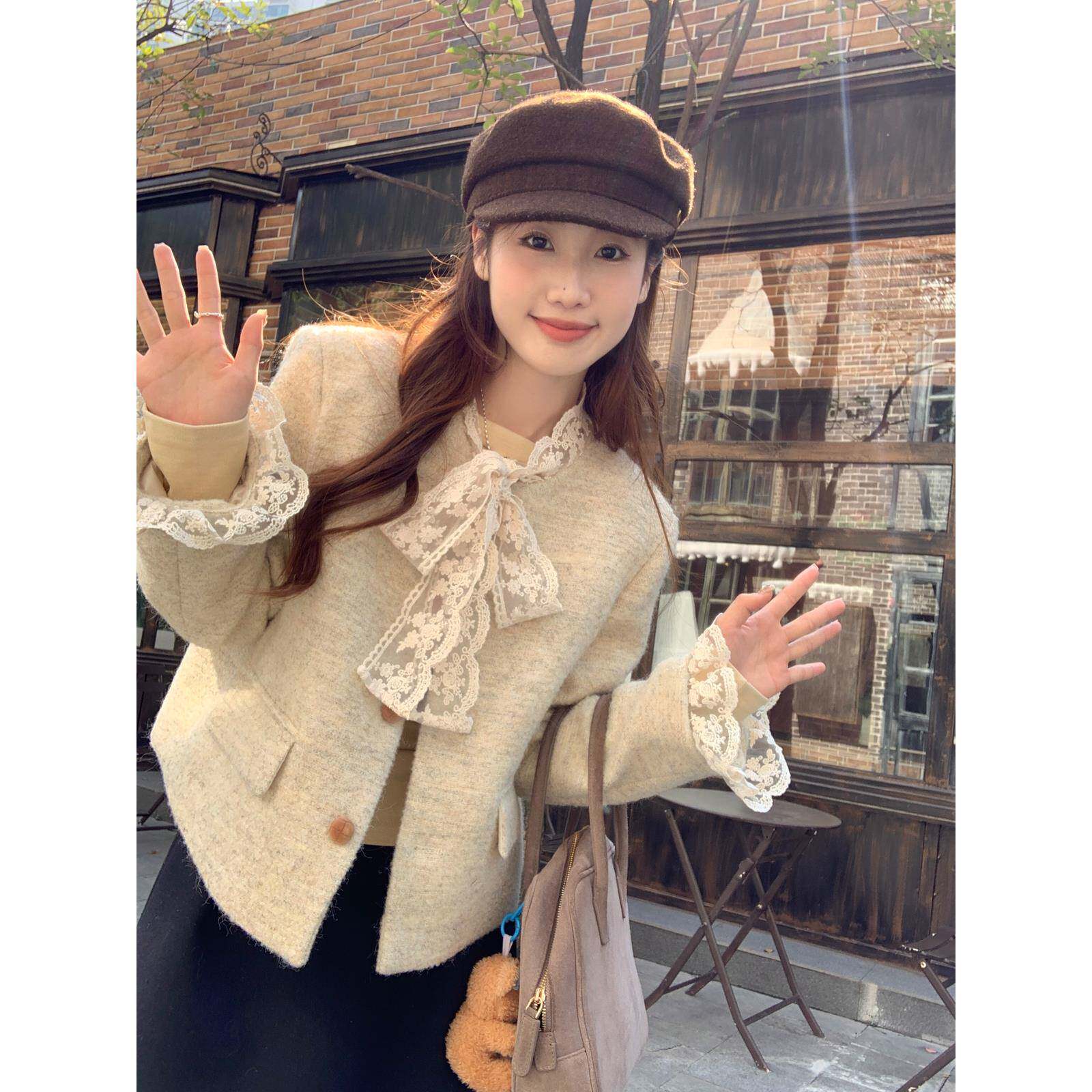 芝士兔 含羊毛呢子外套女冬小香风拼接蕾丝加厚羽绒内胆短款大衣