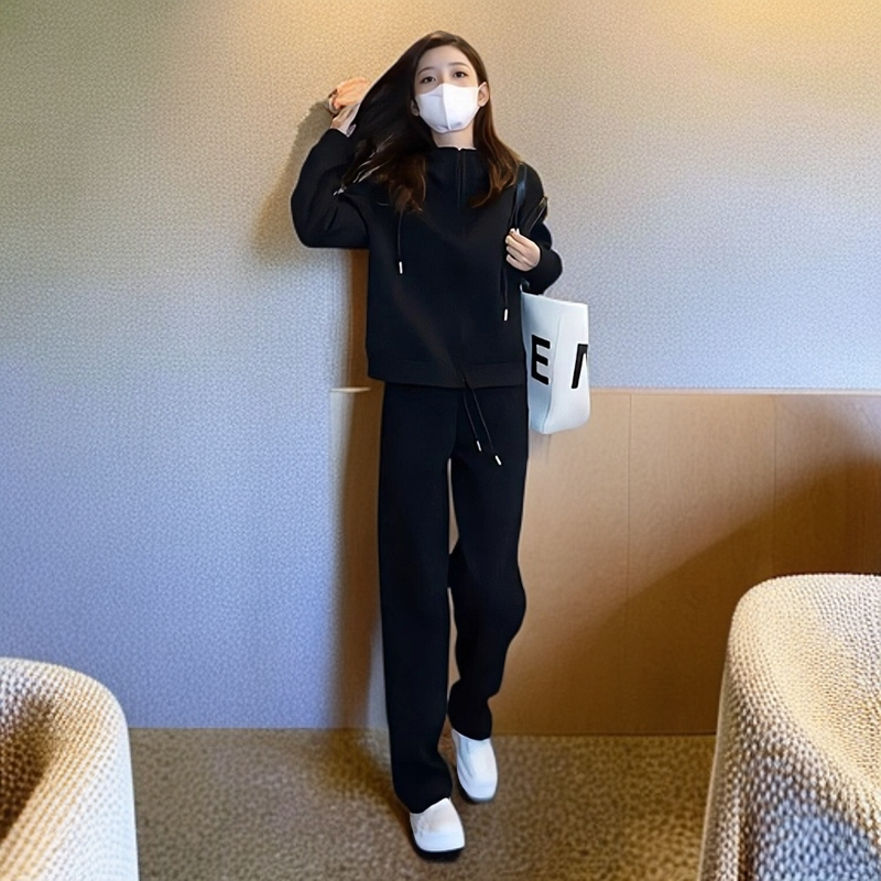 春秋款时尚休闲运动服套装