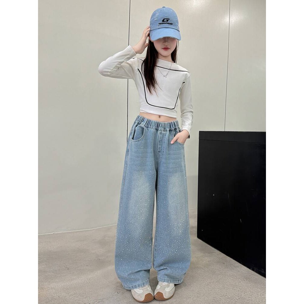 品牌专柜女童裤子儿童春装烫钻牛仔裤2026春款新款中大童直筒裤春