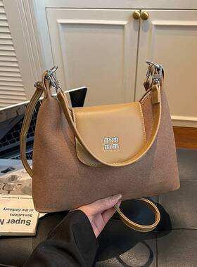 品牌专柜韩系ins撞色百搭包包女2026新款潮流时尚托特包高级感小