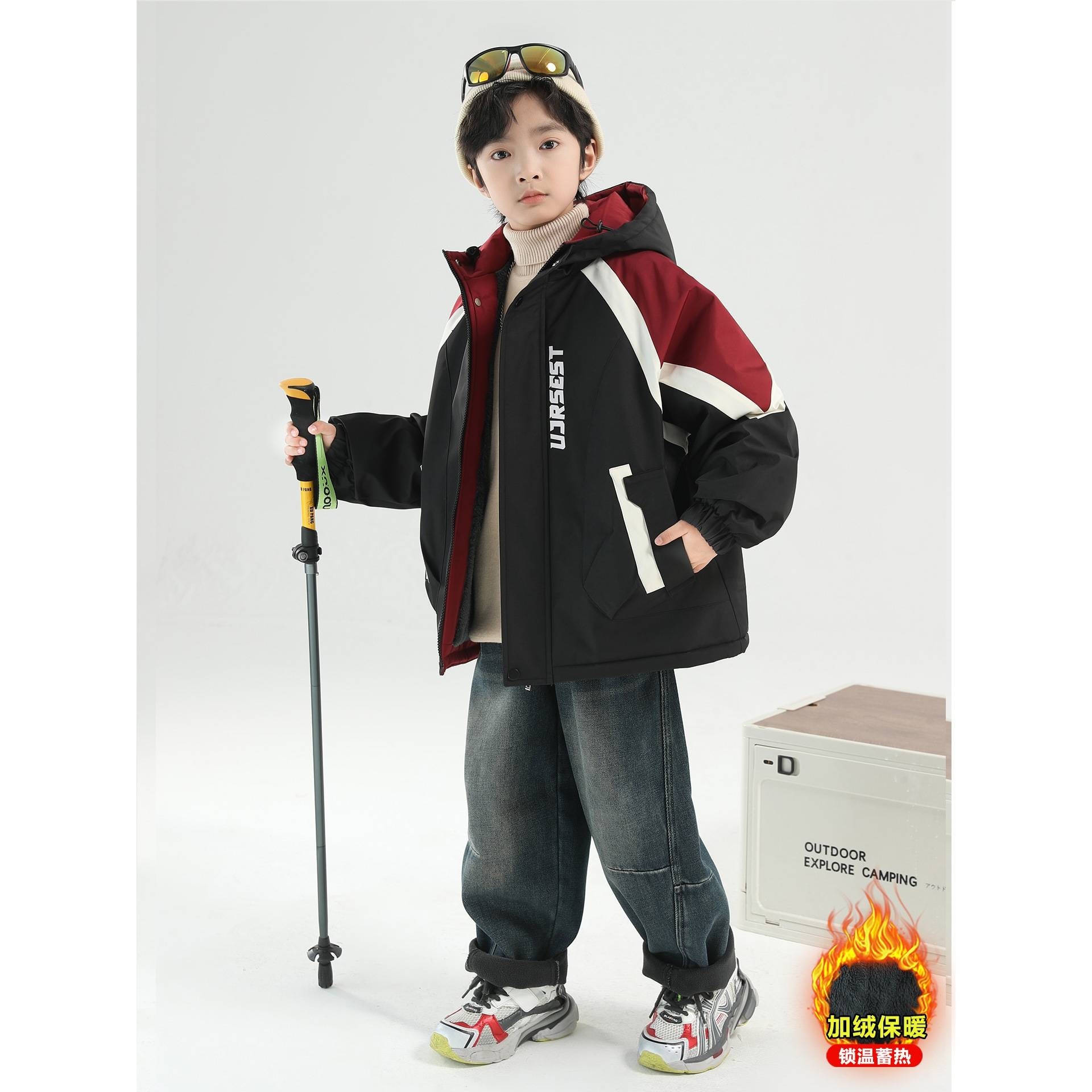 品牌专柜男童冬装冲锋衣外套加绒加厚2025新款中大童连帽儿童棉衣