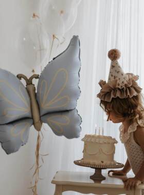 蓝色蝴蝶结铝膜气球套餐飘空透明乳胶气球束节日周岁派对装饰用品