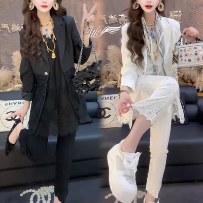 蕾丝拼接西服+高腰亮钻裤两件套