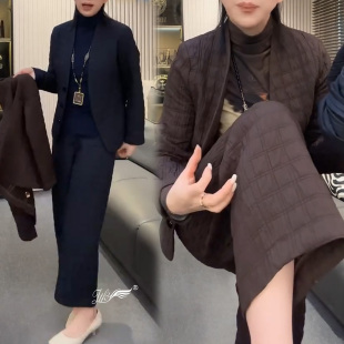 2026秋冬新款时尚菱格夹棉精致西服洋气上衣九分休闲裤两件套装女