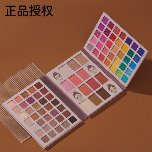 82色眼影高光腮红修容一体盘