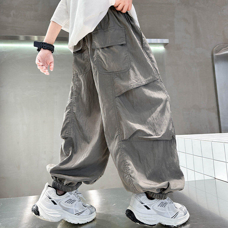 英国KABEI TREE男童裤子夏薄款痞帅风2026新款运动裤工装防蚊束脚