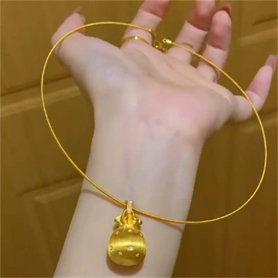 古法黄金色小福袋项圈项链气质设计感高贵高级个性精致好友礼物