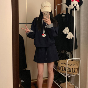 秋冬女装假两件套圆领长袖卫衣时尚休闲学生显瘦百搭两件短裙套装