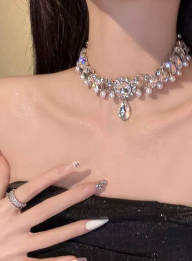 合金材质闪钻水滴项链女