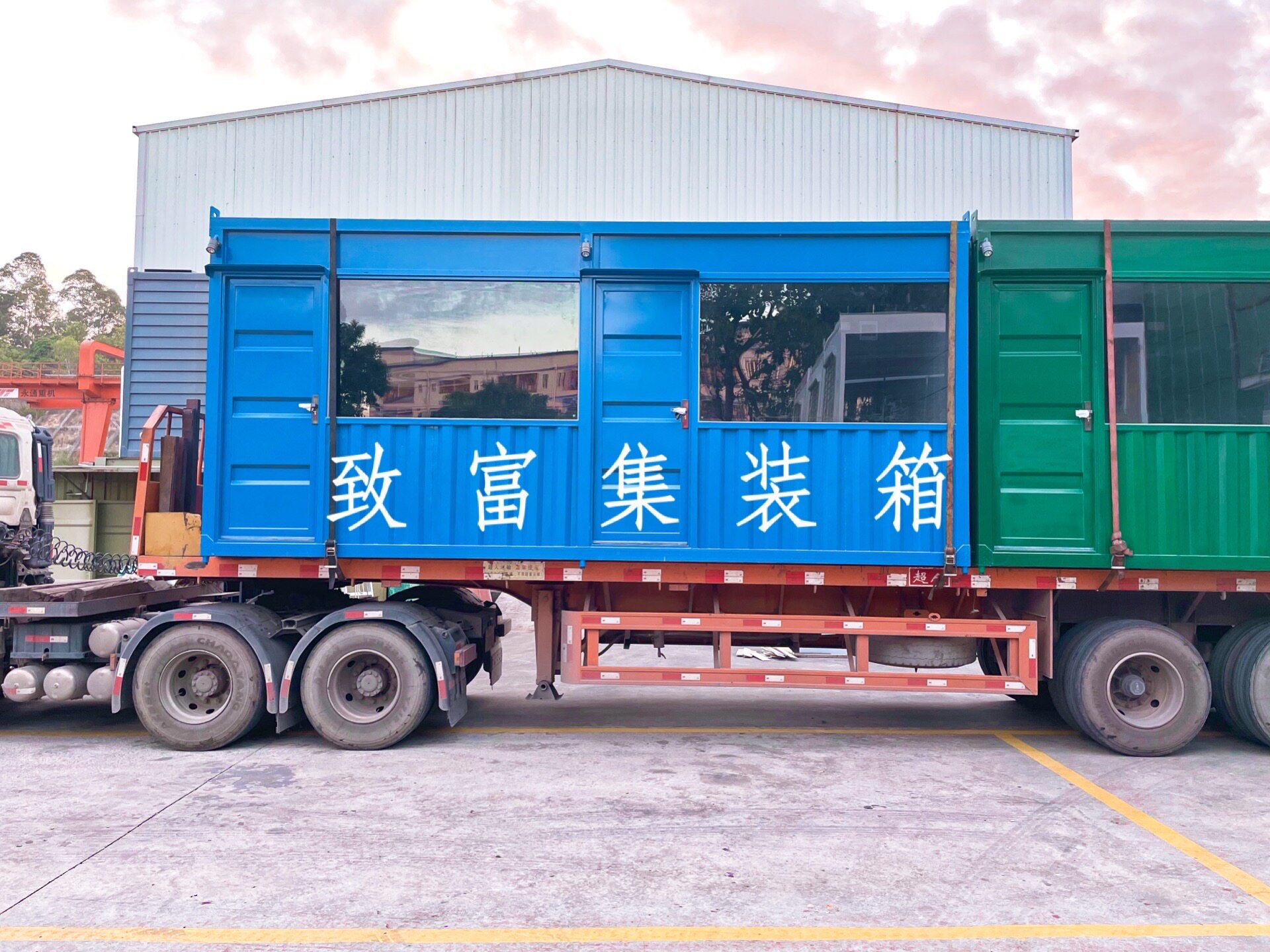 出口香港商住集装箱房屋住人办公写字楼柜货柜屋卫生间厕所配套