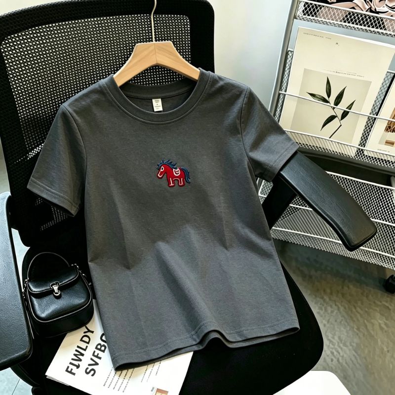 夏季新款正肩圆领百搭大码短袖刺绣T恤女宽松显瘦学院风休闲上衣