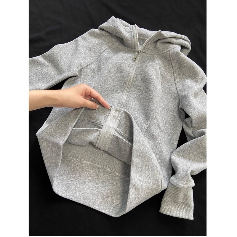 正肩大码初秋运动鱼骨收腰上衣服奶黄色修身外套女春秋款连帽卫衣