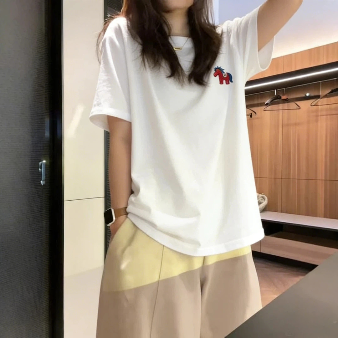 小众氛围感大码显瘦t恤衫春夏季新款小马刺绣短袖T恤女款宽松上衣