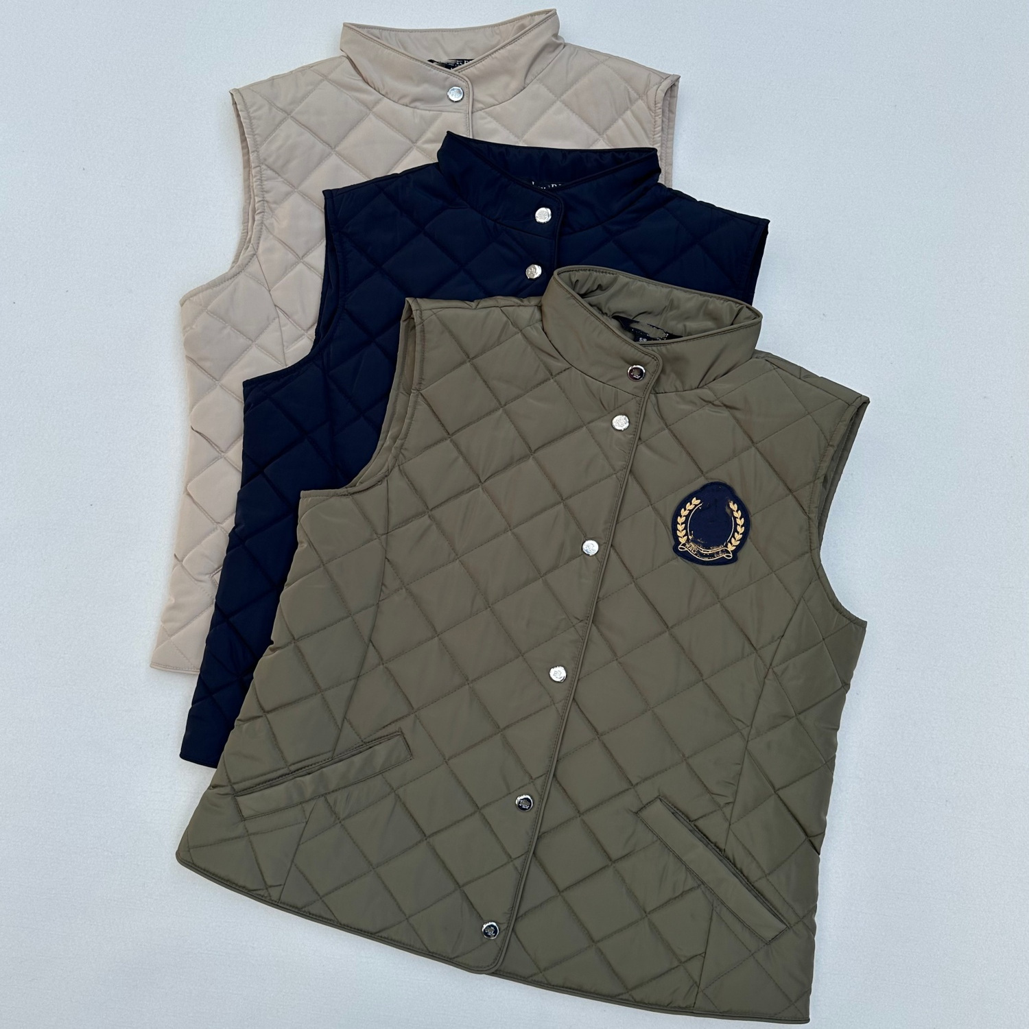 绗缝菱形薄夹棉立领女士马甲