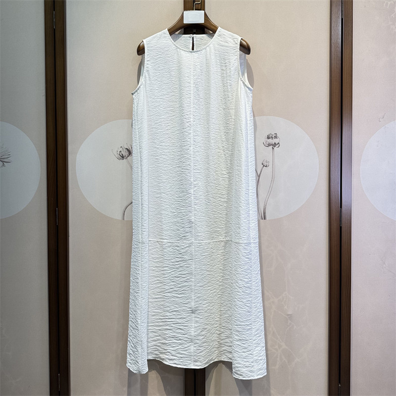 真丝干丝简约百搭时尚气质减龄无袖圆领桑蚕丝直筒连衣裙5-3-7