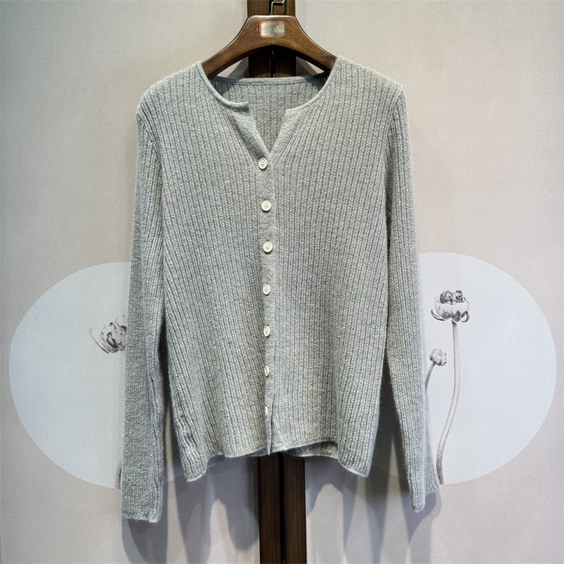 羊毛腈纶混纺纯色V领长袖全开襟百搭清新软糯开衫针织上衣女36-5