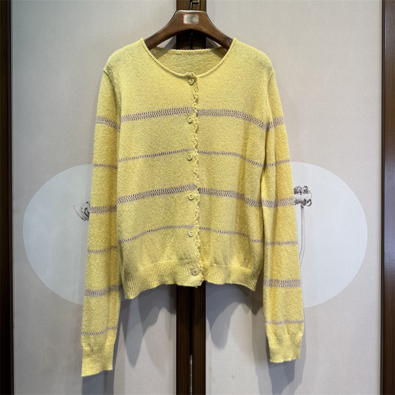 绵羊毛混纺羊绒清新圆领全开襟百搭舒适软糯开衫针织上衣