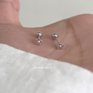 NUNU S925纯银小花耳钉小众简约高级感养耳洞睡觉不用摘耳骨钉