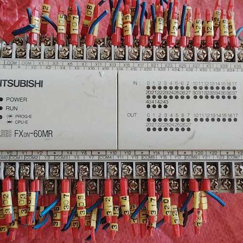 三菱PLC模块FXON-60MR-001，二手拆机，破损，成--议价商品