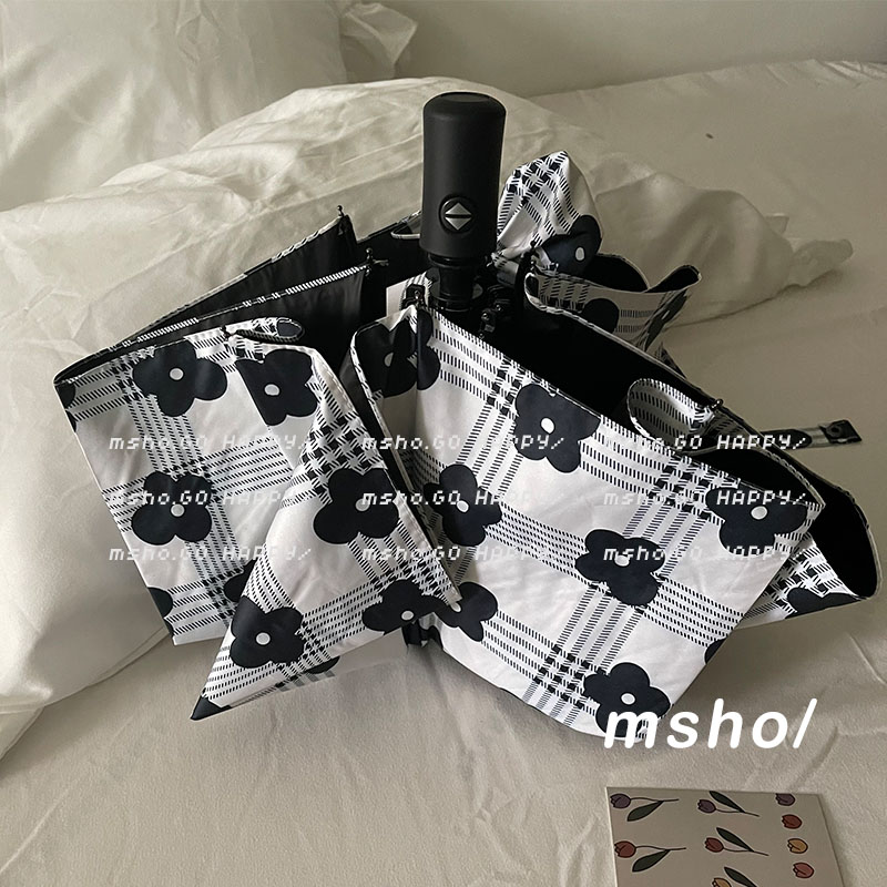 黑胶花花格纹小巧便携折叠雨伞