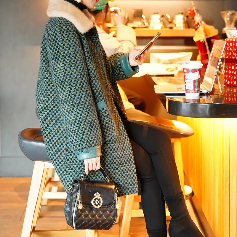 秋冬季2023新款小个子金貂绒大衣中老年保暖仿水貂皮草外套女韩版