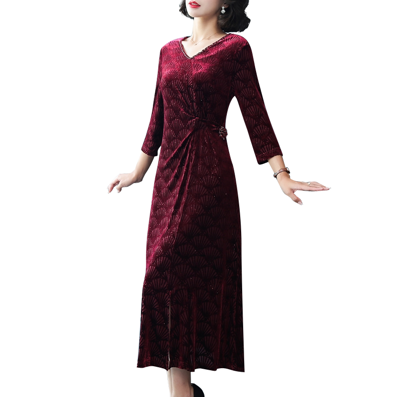 迪芬·璐嘉喜婆婆婚宴礼服