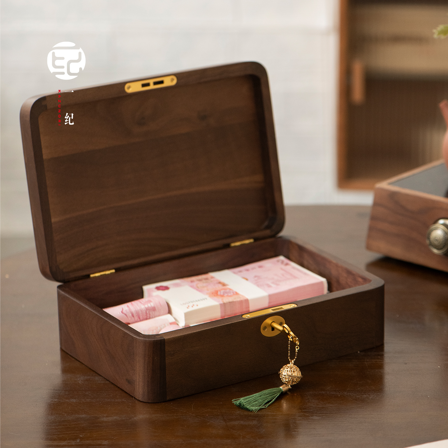 一纪彩礼金箱礼盒定制