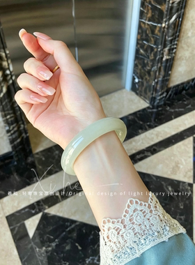 【显白首选】精选天然冰晴水玉镯