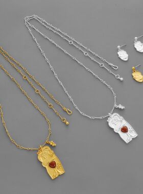 原创新款情人节款项链小众个性感时尚抱抱小人爱心耳钉锁骨链