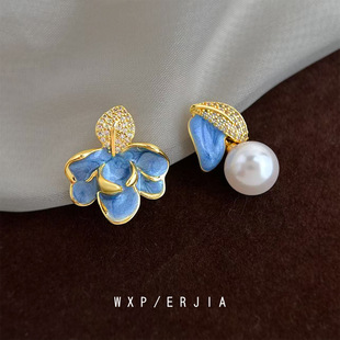 时尚通勤珐琅滴釉花朵珍珠耳夹镀18K真金微镶锆石气质无耳洞耳饰