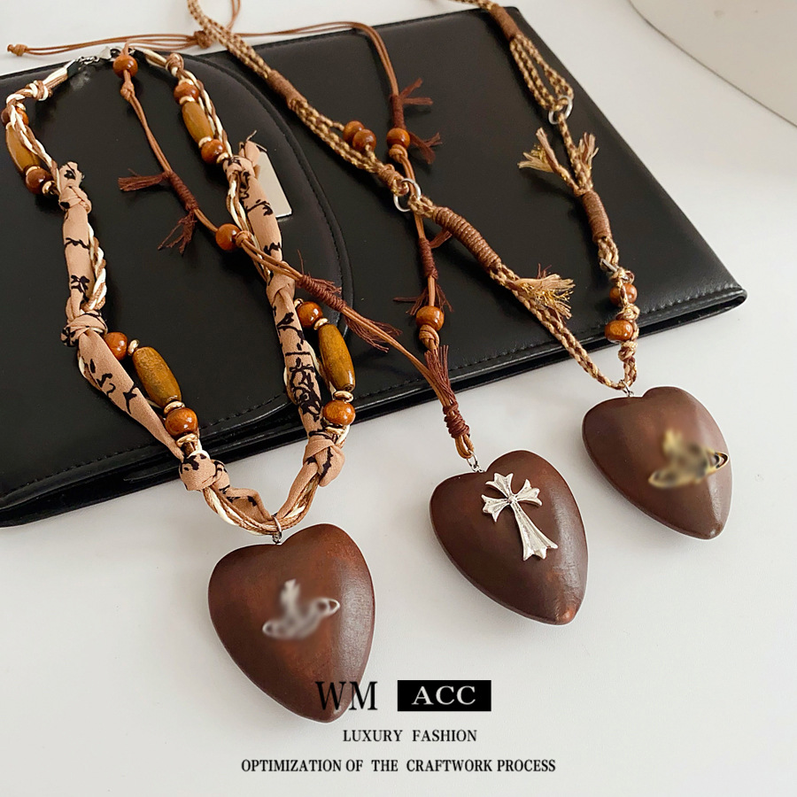 木头爱心土星十字架项链长款吊坠复古民族风毛衣链小众感饰品