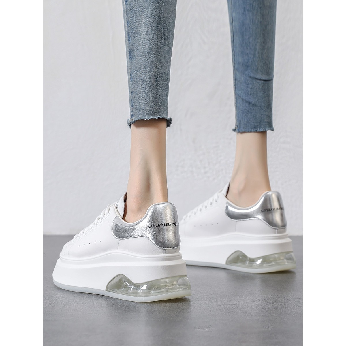 厚底气垫小白鞋女夏天透气麦昆达真皮板鞋2025新款麦坤运动休闲鞋