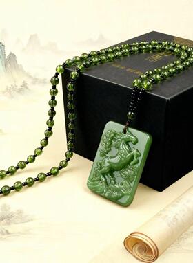 仿碧玉马上有钱马牌吊坠国风菠菜绿琉璃生肖马毛衣链挂件厂家