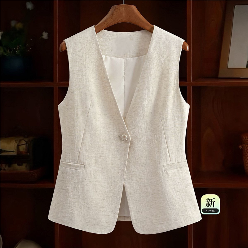 米白色西装马甲2026春装新款显瘦百搭女士纯色V领一粒扣马夹坎肩
