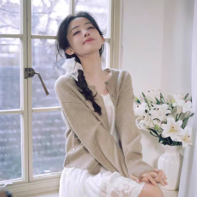 春季新款古力娜扎同款蕾丝镂空不规则连衣裙老钱风圆领开衫外套女