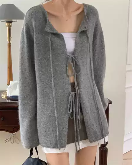 Unique Sei New Autumn and Winter Style Can Be Worn Front and Back, Personalized Lace-Up Cut Out Loose Casual Round Neck Knitted Sweater
