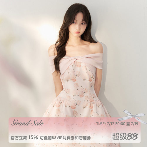RECIT一字肩复古油画印花连衣裙