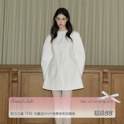 纯白毛呢中长款少女千金