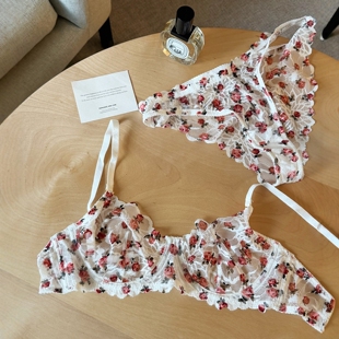 法式蕾丝碎花内衣女法式超薄款大胸显小胸豹纹透视诱惑文胸套装夏